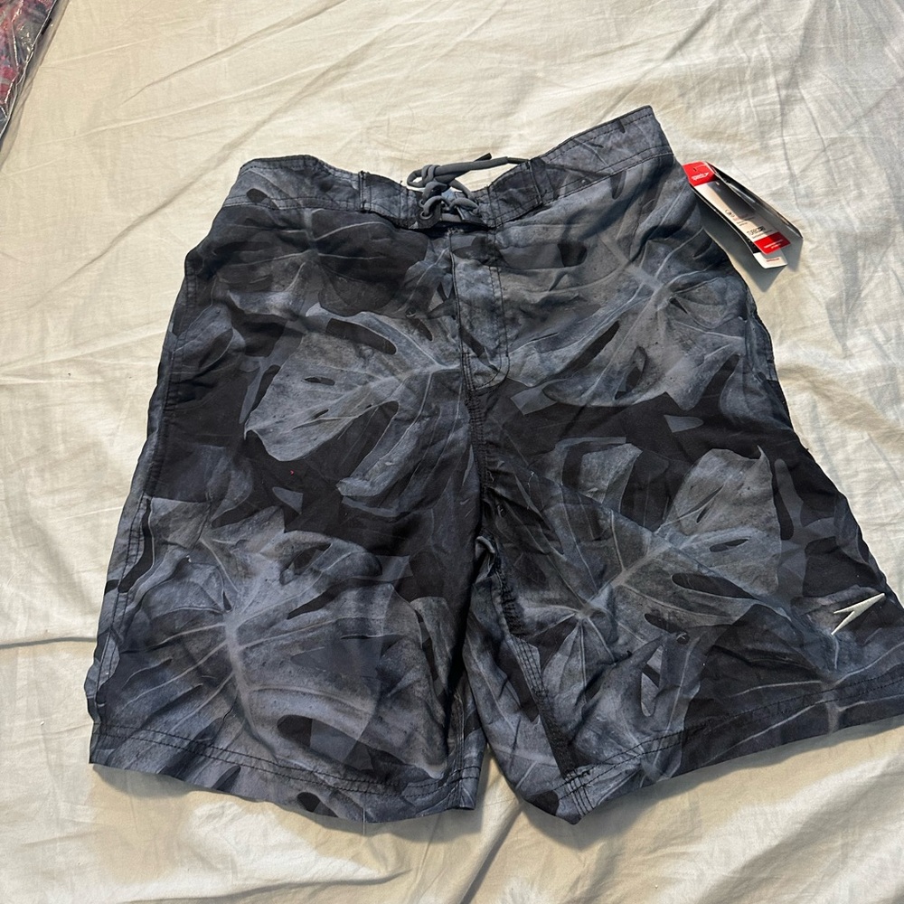 Speedo Black and Gray Board Shorts Quick-Dry Swimwear